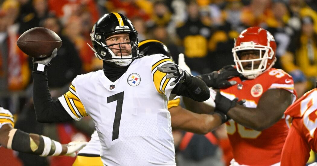 Ben Roethlisberger of  Pittsburgh Steelers announced retirement