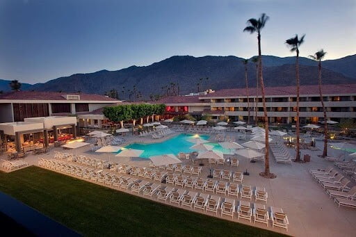 Are you Looking for top hotels in Hilton Palm Spring? +1-866-869-5359