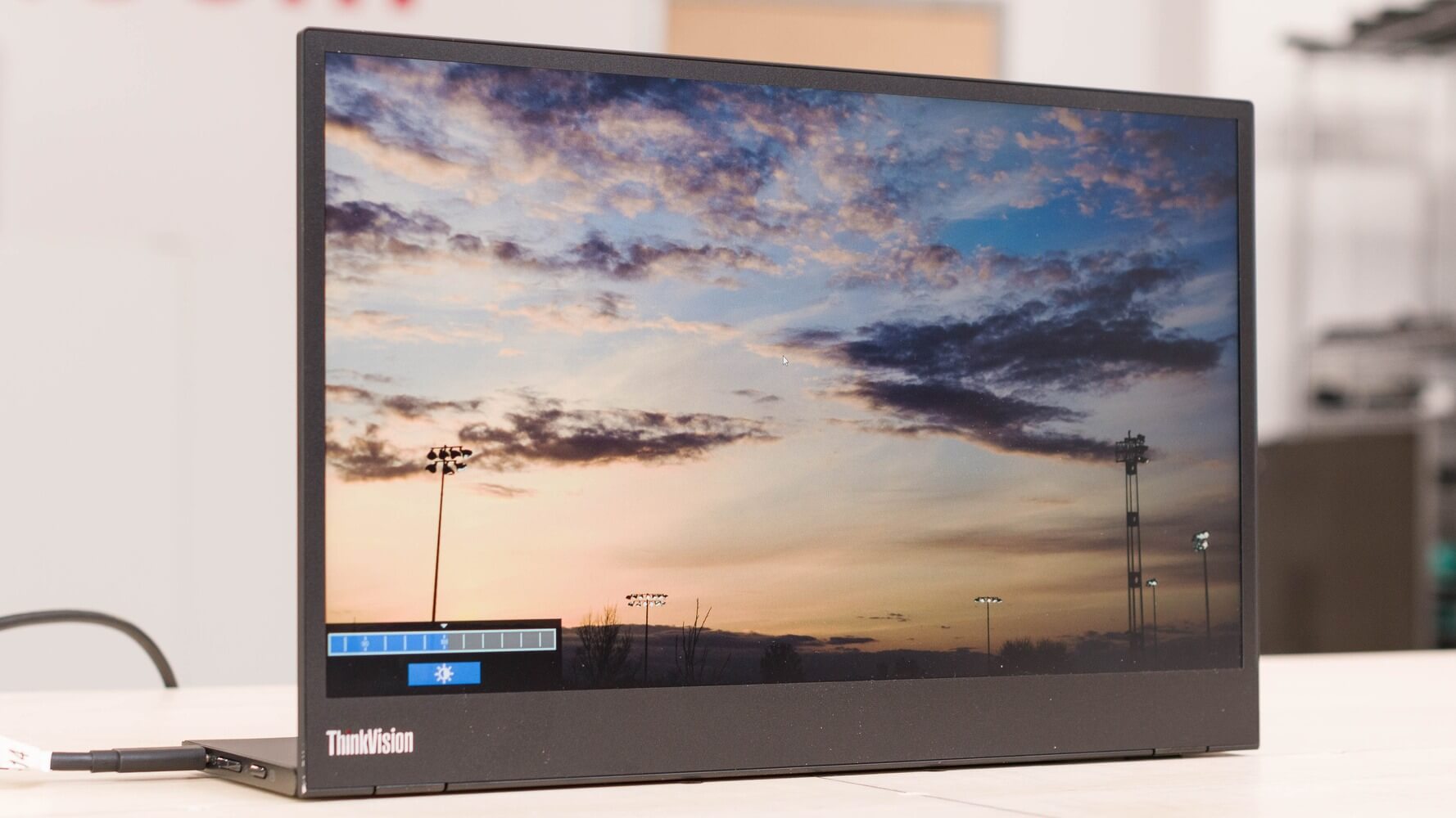 Lenovo’s Latest M14t Portable Monitor, All the Details You Need To Know