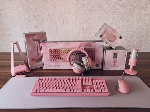 Are you looking for all the pink options for your girl gaming setup?